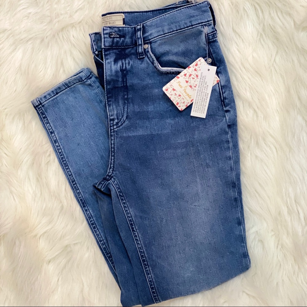 Free People Distressed Skinny
